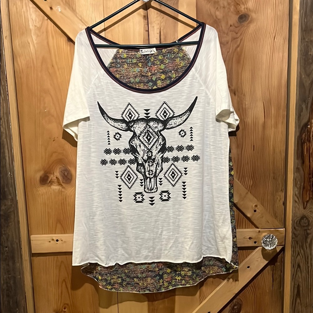 Spoiled Cream and Black Graphic Short Sleeve Top